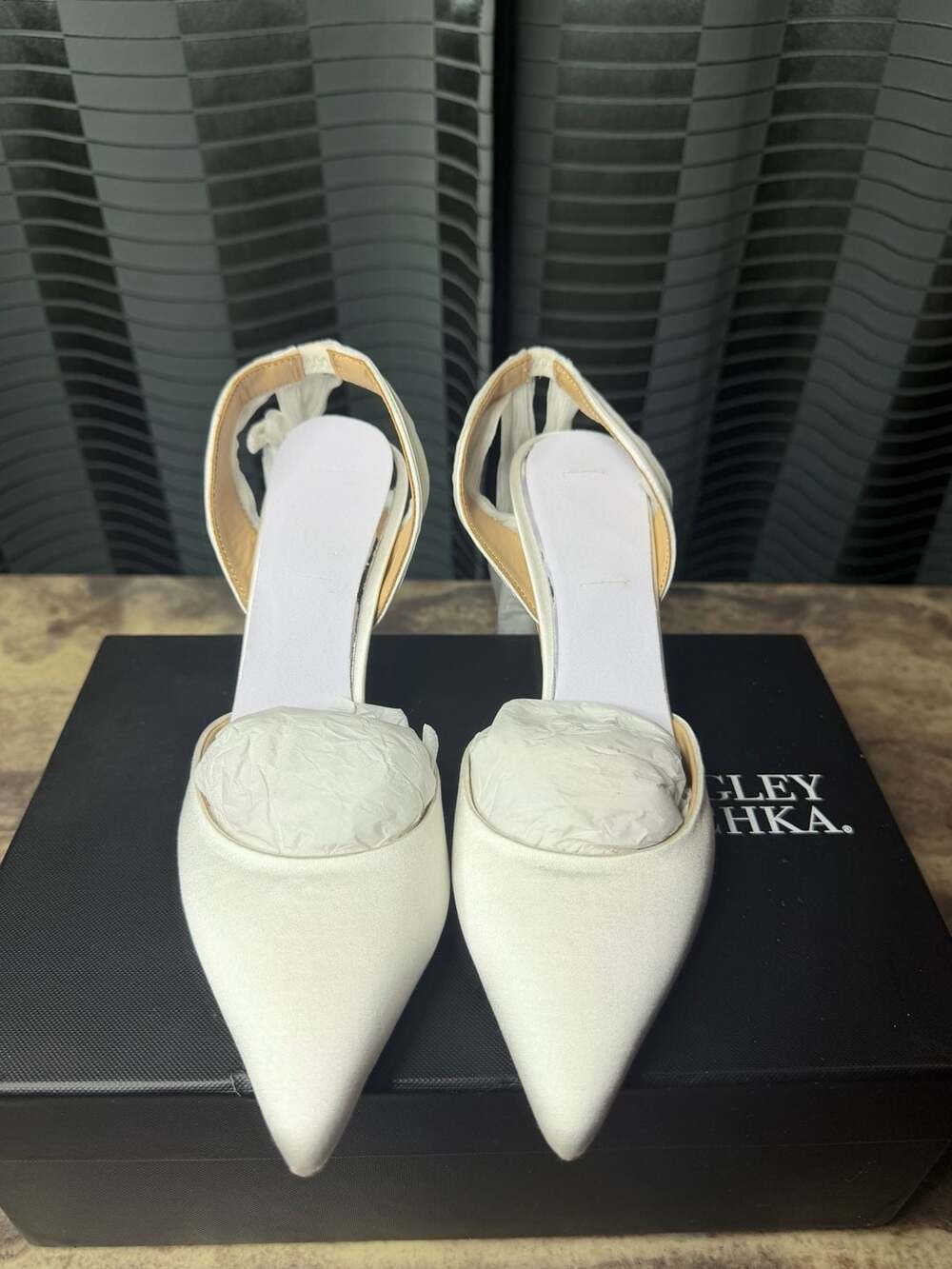 NWT Women’s Badgley Mischka heels